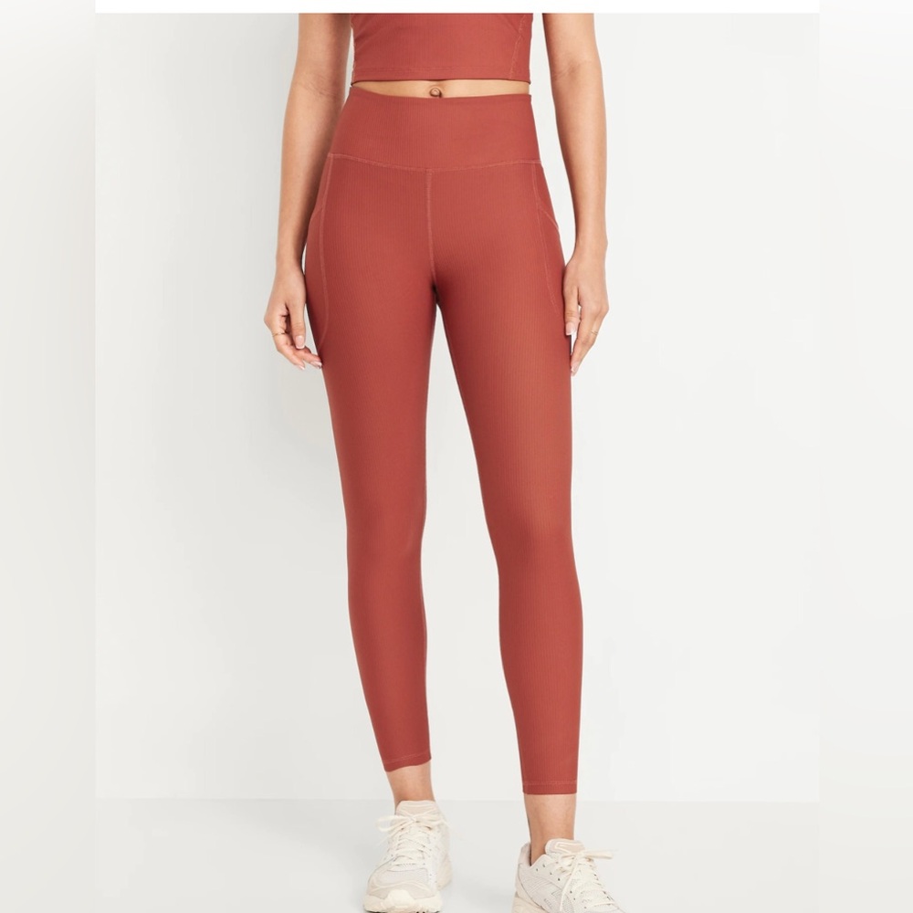 Old Navy High-Waisted PowerSoft Rib Pocket Leggings | Size L